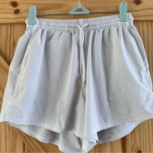 Lululemon Court Rival High-Rise Short 3”